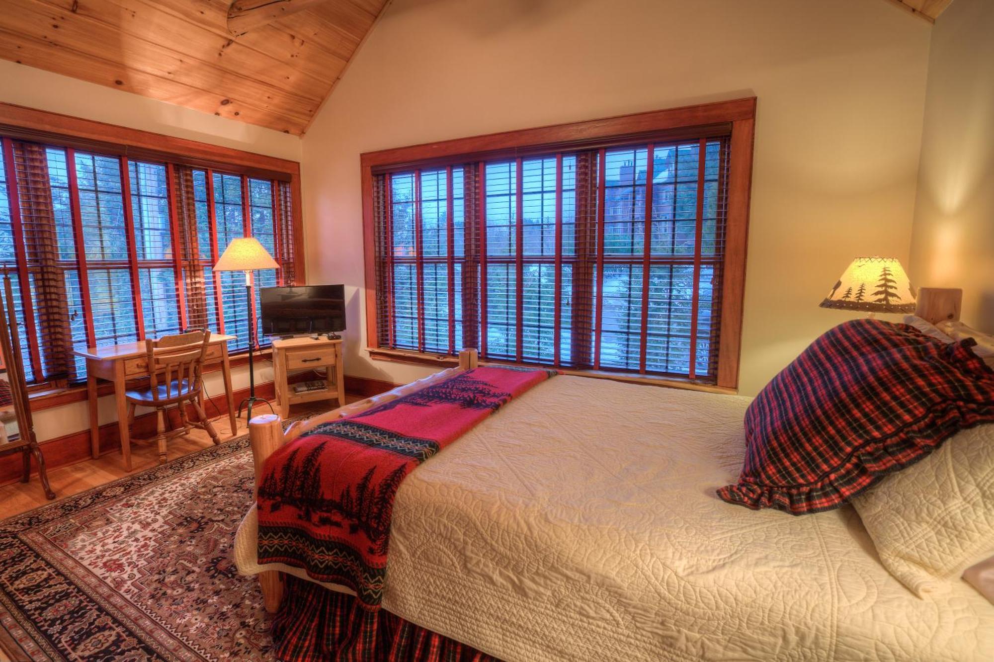 Lovely Lakeview Cabin Minutes To Main Street! Villa Lake Placid Bagian luar foto